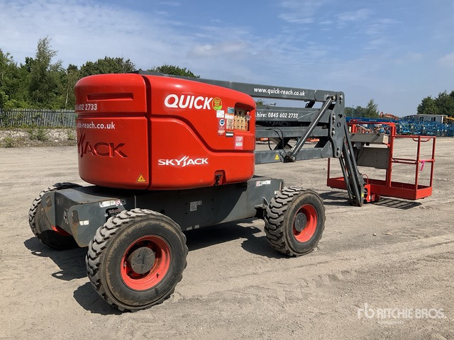 2016 Skyjack SJ46AJ 4WD Diesel Articulating Boom Lift - Nacelle articulée: photos 5 2016 Skyjack SJ46AJ 4WD Diesel Articulating Boom Lift - Nacelle articulée: photos 5