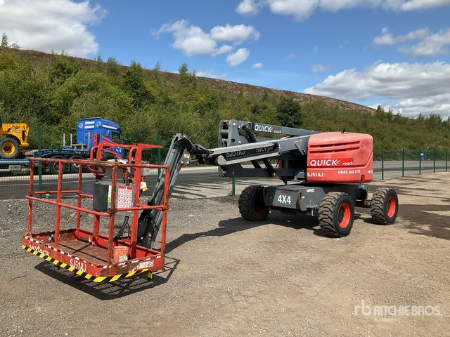 2016 Skyjack SJ51AJ 4WD Diesel Articulating Boom Lift - Nacelle articulée: photos 1 2016 Skyjack SJ51AJ 4WD Diesel Articulating Boom Lift - Nacelle articulée: photos 1
