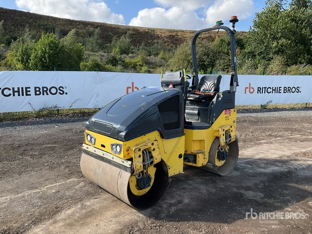 2017 Bomag BW120AD-5 Double Drum Roller - Rouleau compresseur: photos 1 2017 Bomag BW120AD-5 Double Drum Roller - Rouleau compresseur: photos 1