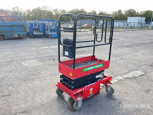 2017 Snorkel PRO 8iQ Electric (Inoperable) Scissor Lift - Nacelle ciseaux: photos 1 2017 Snorkel PRO 8iQ Electric (Inoperable) Scissor Lift - Nacelle ciseaux: photos 1