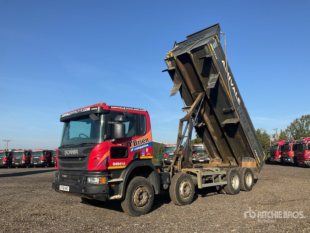 Camion benne 2018 Scania P410 8x4 Twin-Steer Tri/A Dump Truck