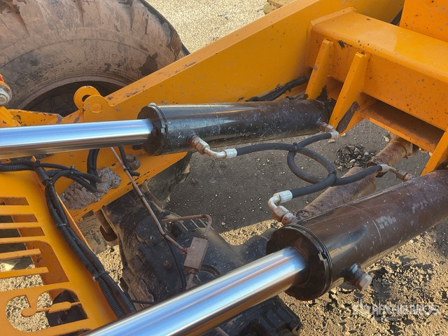 2018 Thwaites MACH2090 9 ton 4x4 Dumper - Tombereau: photos 5 2018 Thwaites MACH2090 9 ton 4x4 Dumper - Tombereau: photos 5