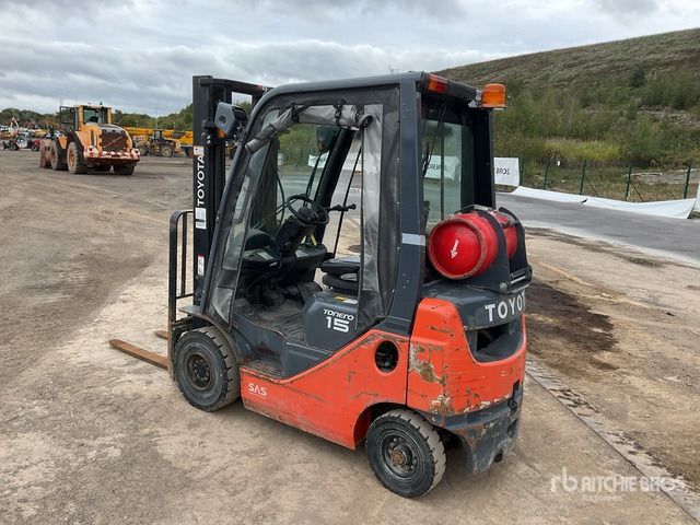 2018 Toyota 02-8FGF15 1500 kg Forklift - Chariot élévateur: photos 3 2018 Toyota 02-8FGF15 1500 kg Forklift - Chariot élévateur: photos 3