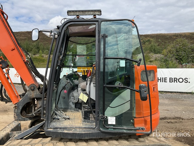 2019 Hitachi ZX85USB-6 Tracked Excavator - Pelle sur chenille: photos 5 2019 Hitachi ZX85USB-6 Tracked Excavator - Pelle sur chenille: photos 5