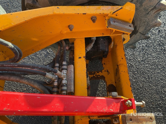 2020 Thwaites MACH201 1 ton 4x4 Hi-Tip Dumper - Tombereau: photos 4 2020 Thwaites MACH201 1 ton 4x4 Hi-Tip Dumper - Tombereau: photos 4