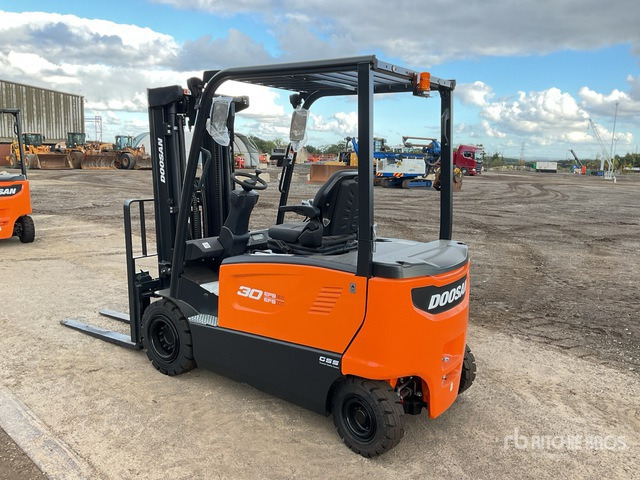 2023 Doosan B30X-7 PLUS 2023 Doosan B30X-7 PLUS 3000 kg Electric Forklift (Unused) Electric Forklift - Chariot élévateur électrique: photos 4 2023 Doosan B30X-7 PLUS 2023 Doosan B30X-7 PLUS 3000 kg Electric Forklift (Unused) Electric Forklift - Chariot élévateur électrique: photos 4