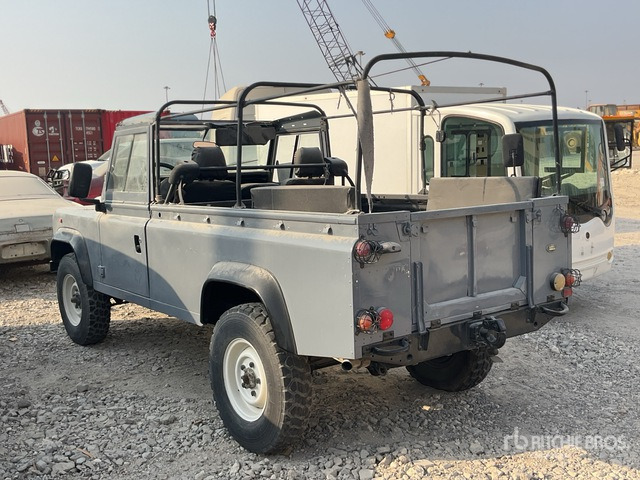1996 Land Rover 110 4x4 (Inoperable) Pickup - Pick-up: photos 4 1996 Land Rover 110 4x4 (Inoperable) Pickup - Pick-up: photos 4