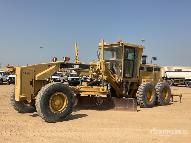 2000 Cat 140H Motor Grader - Niveleuse: photos 1 2000 Cat 140H Motor Grader - Niveleuse: photos 1