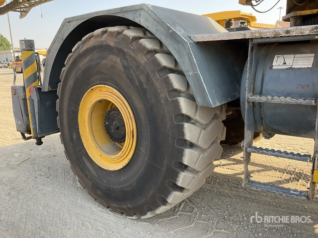 2002 Grove RT700E 55 ton 4x4x4 Rough Terrain Crane - Grue automotrice lente: photos 5 2002 Grove RT700E 55 ton 4x4x4 Rough Terrain Crane - Grue automotrice lente: photos 5