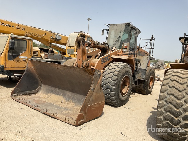2005 Case 921C (Inoperable) Wheel Loader - Chargeuse sur pneus: photos 1 2005 Case 921C (Inoperable) Wheel Loader - Chargeuse sur pneus: photos 1