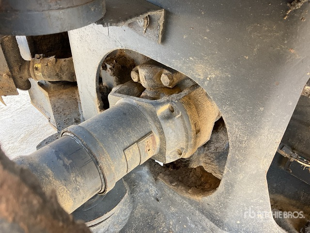 2005 Komatsu HM400-1 Articulated Dump Truck - Tombereau articulé: photos 5 2005 Komatsu HM400-1 Articulated Dump Truck - Tombereau articulé: photos 5