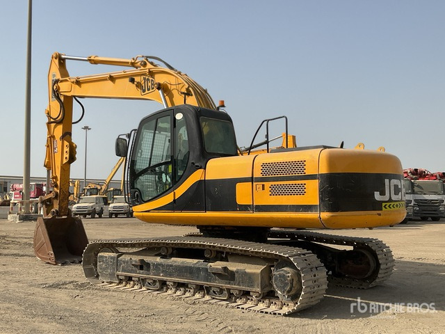 2007 JCB JS220 - Pelle sur chenille: photos 3 2007 JCB JS220 - Pelle sur chenille: photos 3