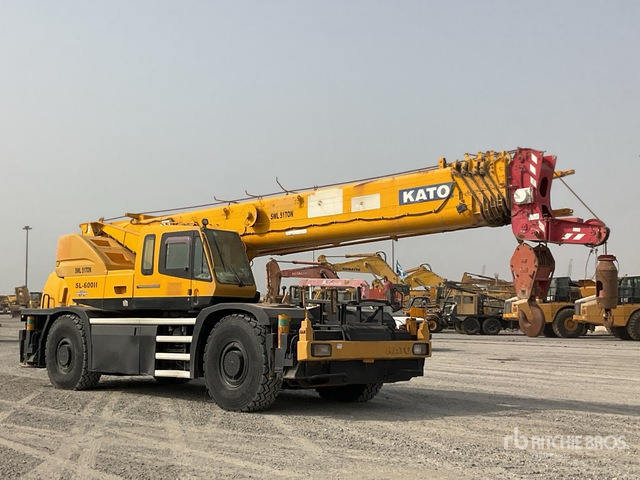 2007 Kato SL600II 51 ton 4x4x4 Rough Terrain Crane - Grue automotrice lente: photos 1 2007 Kato SL600II 51 ton 4x4x4 Rough Terrain Crane - Grue automotrice lente: photos 1