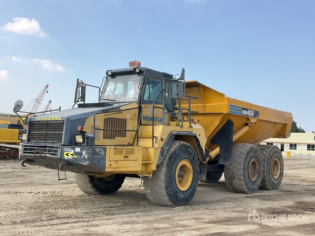 2010 Komatsu HM400-2R Articulated Dump Truck - Tombereau articulé: photos 1 2010 Komatsu HM400-2R Articulated Dump Truck - Tombereau articulé: photos 1