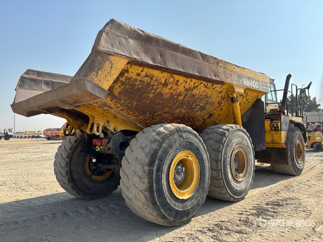 2011 Komatsu HM400-2R Articulated Dump Truck - Tombereau articulé: photos 3 2011 Komatsu HM400-2R Articulated Dump Truck - Tombereau articulé: photos 3