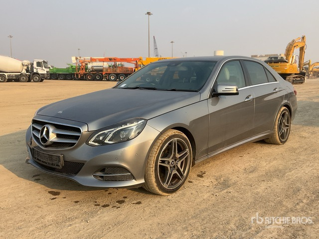 2013 Mercedes-Benz E250 - Voiture: photos 3 2013 Mercedes-Benz E250 - Voiture: photos 3