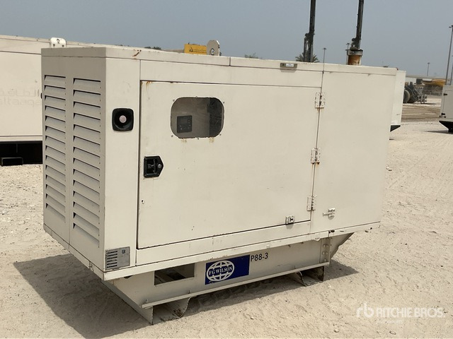 2014 FG Wilson P88 3 100 kVA Skid-Mounted (Inoperable) Generator Set - Groupe électrogène: photos 2 2014 FG Wilson P88 3 100 kVA Skid-Mounted (Inoperable) Generator Set - Groupe électrogène: photos 2