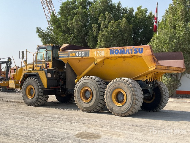 2015 Komatsu HM400-3 Articulated Dump Truck - Tombereau articulé: photos 3 2015 Komatsu HM400-3 Articulated Dump Truck - Tombereau articulé: photos 3