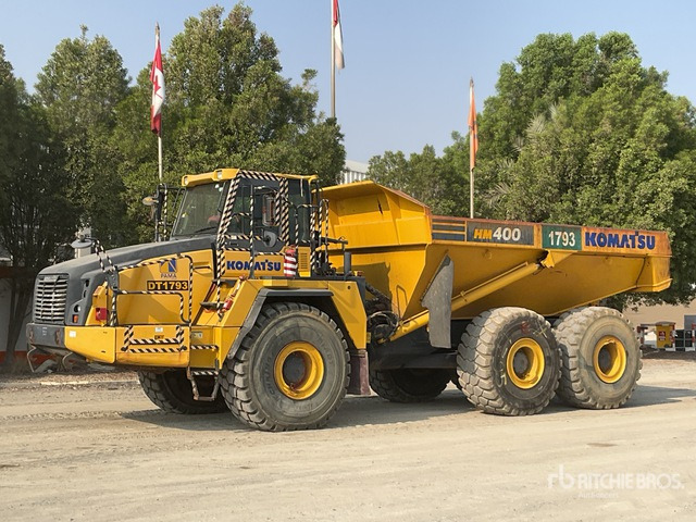 2015 Komatsu HM400-3 Articulated Dump Truck - Tombereau articulé: photos 1 2015 Komatsu HM400-3 Articulated Dump Truck - Tombereau articulé: photos 1