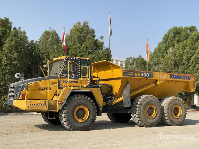 2015 Komatsu HM400-3 Articulated Dump Truck - Tombereau articulé: photos 1 2015 Komatsu HM400-3 Articulated Dump Truck - Tombereau articulé: photos 1
