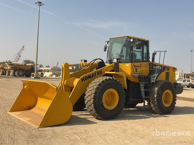 2017 Komatsu WA380Z-6 Wheel Loader - Chargeuse sur pneus: photos 1 2017 Komatsu WA380Z-6 Wheel Loader - Chargeuse sur pneus: photos 1