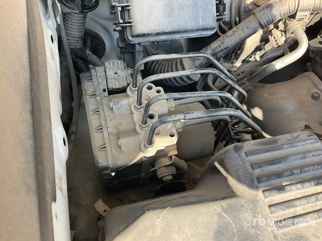 2018 Toyota Prado TX 150L 4x4 SUV - SUV: photos 4 2018 Toyota Prado TX 150L 4x4 SUV - SUV: photos 4