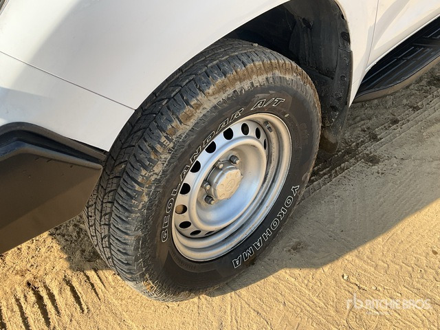 2018 Toyota Prado TX 150L 4x4 SUV - SUV: photos 5 2018 Toyota Prado TX 150L 4x4 SUV - SUV: photos 5