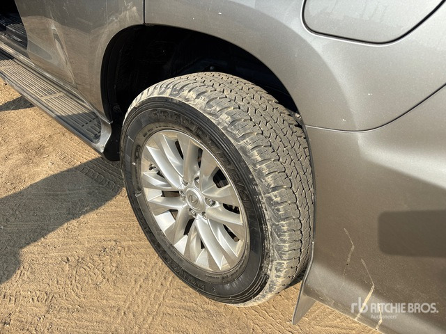 2020 Lexus GX460 4WD SUV - SUV: photos 4 2020 Lexus GX460 4WD SUV - SUV: photos 4