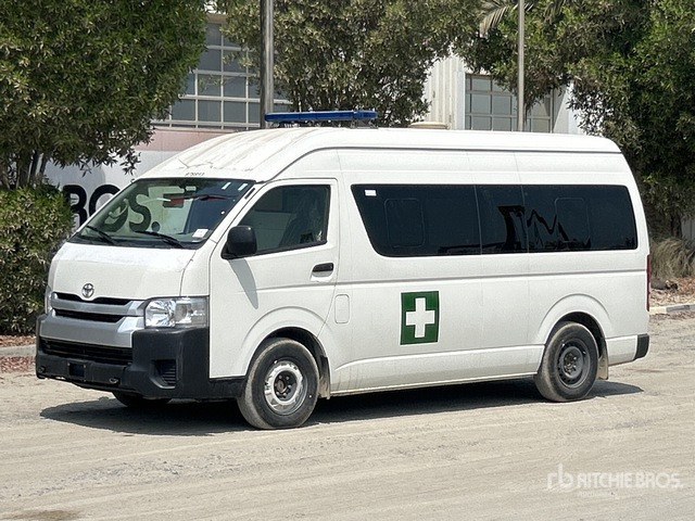 2022 Toyota Hiace High Roof 4x2 Ambulance - Ambulance: photos 1 2022 Toyota Hiace High Roof 4x2 Ambulance - Ambulance: photos 1