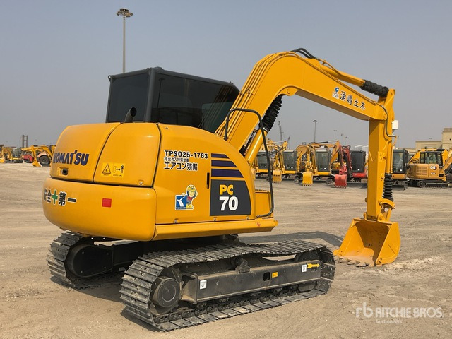 Komatsu PC70-8 - Mini pelle: photos 4 Komatsu PC70-8 - Mini pelle: photos 4