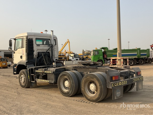2006 MAN TGA33.410 6x4 T/A Day Cab Truck Tractor - Tracteur routier: photos 4 2006 MAN TGA33.410 6x4 T/A Day Cab Truck Tractor - Tracteur routier: photos 4