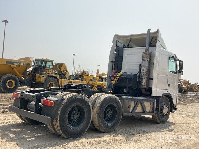 2014 Volvo FH 6x4 T/A Sleeper Truck Tractor - Tracteur routier: photos 4 2014 Volvo FH 6x4 T/A Sleeper Truck Tractor - Tracteur routier: photos 4