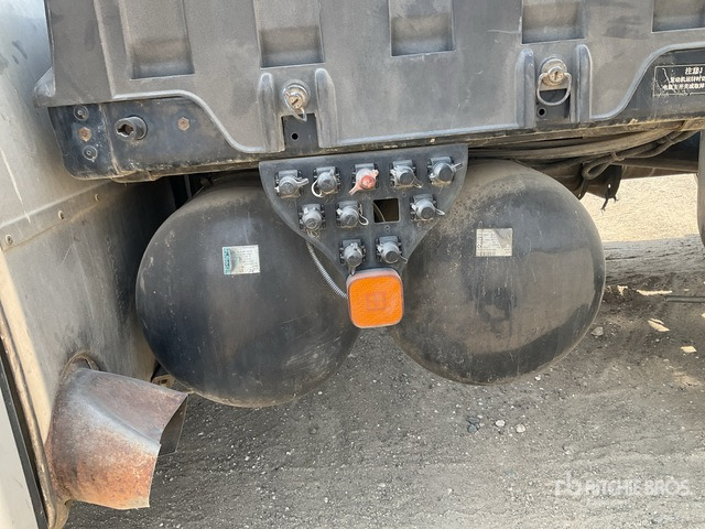 2016 MAN TGS28.440 6x2 T/A Sleeper Truck Tractor - Tracteur routier: photos 5 2016 MAN TGS28.440 6x2 T/A Sleeper Truck Tractor - Tracteur routier: photos 5