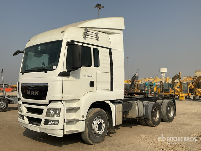 2016 MAN TGS28.440 6x4 T/A Sleeper Truck Tractor - Tracteur routier: photos 2 2016 MAN TGS28.440 6x4 T/A Sleeper Truck Tractor - Tracteur routier: photos 2