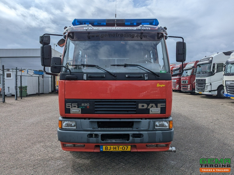 DAF 55.230 4x2 Euro2 Ziegler TS7 LD2800 HD265 T1500Liters - 7 persoons - Camion de pompier: photos 5 DAF 55.230 4x2 Euro2 Ziegler TS7 LD2800 HD265 T1500Liters - 7 persoons - Camion de pompier: photos 5
