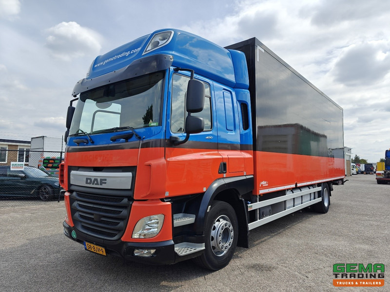 DAF CF 400 FA 4x2 Spacecab Euro6C - StandAirco - GeslotenBak 8.1M - Laadklep 2000KG - Vangmuil - 10/2025 APK - Camion fourgon: photos 1 DAF CF 400 FA 4x2 Spacecab Euro6C - StandAirco - GeslotenBak 8.1M - Laadklep 2000KG - Vangmuil - 10/2025 APK - Camion fourgon: photos 1