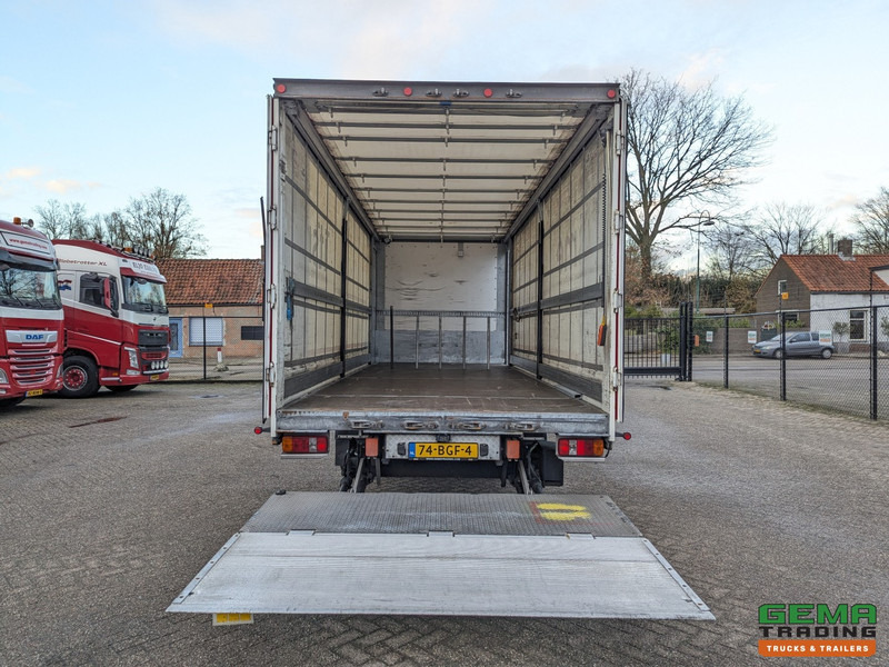 MAN TGL 12.220 4x2 Daycab Euro6 - SchuifzeilenBak 7.2M + Laadklep 2000kg - Rongpotten - Zijdeuren - Camion à rideaux coulissants: photos 4 MAN TGL 12.220 4x2 Daycab Euro6 - SchuifzeilenBak 7.2M + Laadklep 2000kg - Rongpotten - Zijdeuren - Camion à rideaux coulissants: photos 4