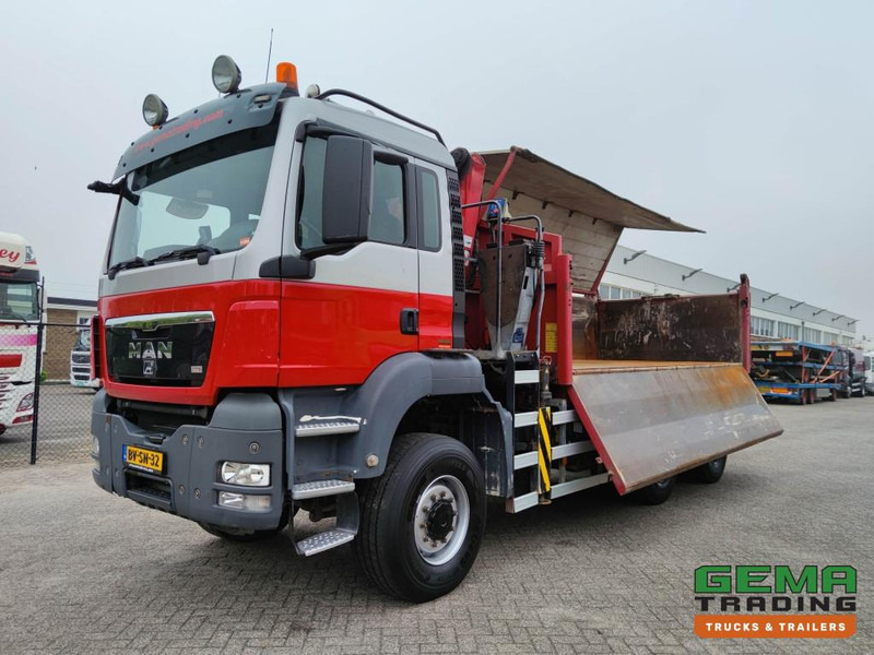 MAN TGS 26.400 6x6 4 Daycab Euro4 - HMF1643Z2 - Hyva 2-Zijdige Kipper 5.4m. - REBUILT ENGINE - TOP! (V584) - Camion benne, Camion grue: photos 2 MAN TGS 26.400 6x6 4 Daycab Euro4 - HMF1643Z2 - Hyva 2-Zijdige Kipper 5.4m. - REBUILT ENGINE - TOP! (V584) - Camion benne, Camion grue: photos 2
