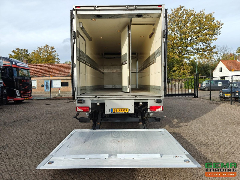 Scania P230 4x2 Dagcab Euro5 - Koel-VriesBak 7.55m + Carrier Supra 950MT + Laadklep 2000kg - Camion frigorifique: photos 5 Scania P230 4x2 Dagcab Euro5 - Koel-VriesBak 7.55m + Carrier Supra 950MT + Laadklep 2000kg - Camion frigorifique: photos 5