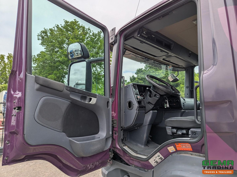 Camion frigorifique Scania P230 4x2 Dagcab Euro5 - Koel-VriesBak 8.4m + Carrier Supra 950MT + Laadklep 2000kg: photos 13 Camion frigorifique Scania P230 4x2 Dagcab Euro5 - Koel-VriesBak 8.4m + Carrier Supra 950MT + Laadklep 2000kg: photos 13