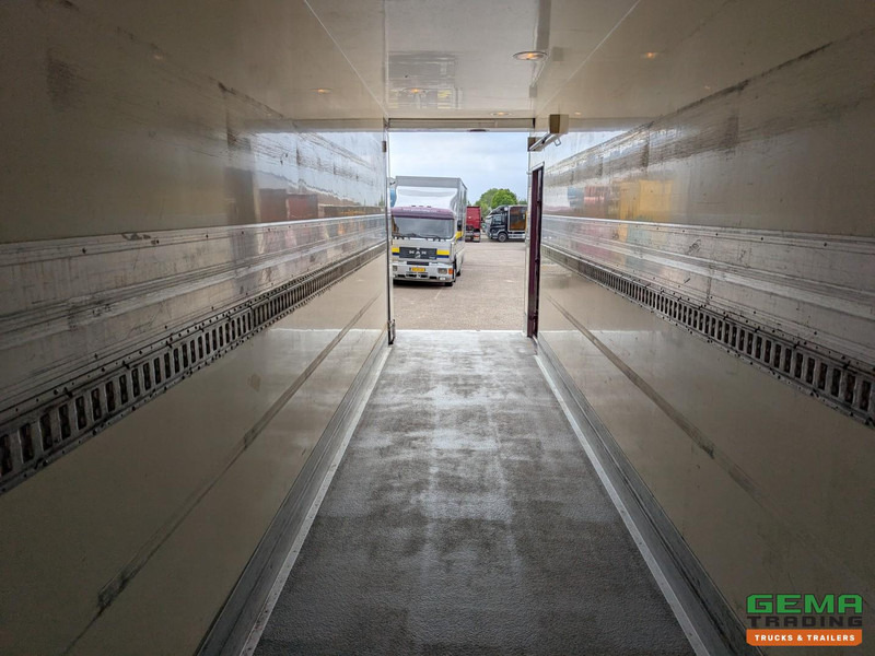 Camion frigorifique Scania P230 4x2 Dagcab Euro5 - Koel-VriesBak 8.4m + Carrier Supra 950MT + Laadklep 2000kg: photos 12 Camion frigorifique Scania P230 4x2 Dagcab Euro5 - Koel-VriesBak 8.4m + Carrier Supra 950MT + Laadklep 2000kg: photos 12