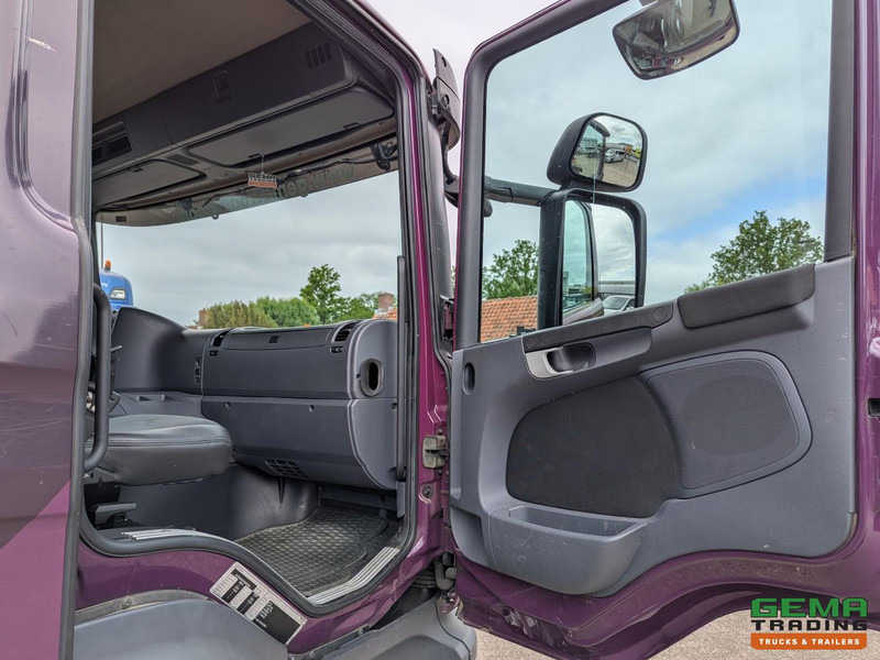 Camion frigorifique Scania P230 4x2 Dagcab Euro5 - Koel-VriesBak 8.4m + Carrier Supra 950MT + Laadklep 2000kg: photos 14 Camion frigorifique Scania P230 4x2 Dagcab Euro5 - Koel-VriesBak 8.4m + Carrier Supra 950MT + Laadklep 2000kg: photos 14