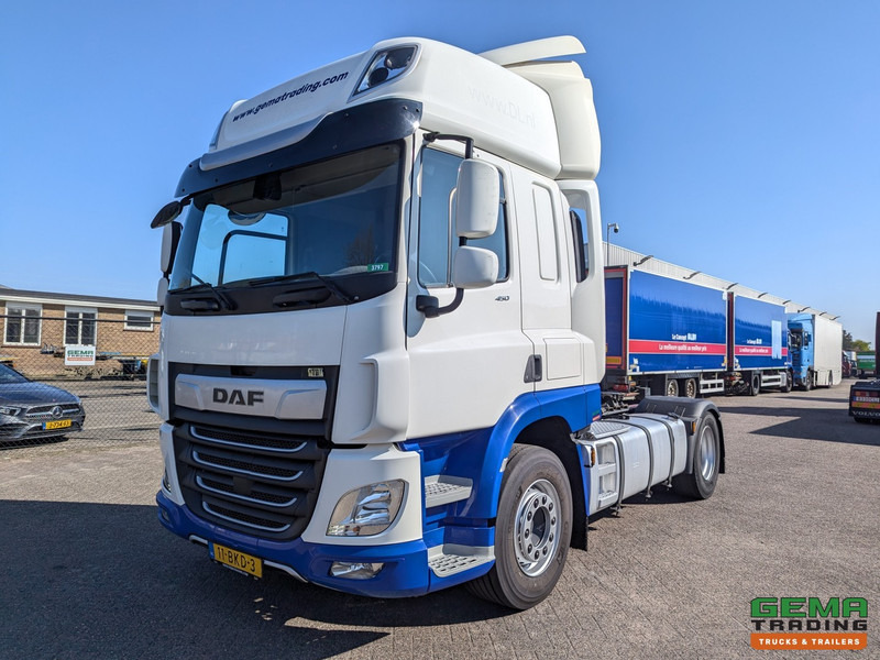 DAF CF 450 FT 4x2 Spacecab Euro6 - 11/2025 APK - Tracteur routier: photos 1 DAF CF 450 FT 4x2 Spacecab Euro6 - 11/2025 APK - Tracteur routier: photos 1