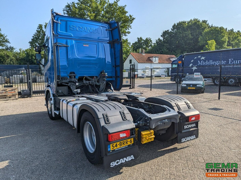 Scania R450 4x2 Highline Euro6D - Retarder - Hydrauliek - Dubbele Tanks - SMARTtachoV2 - 04/2026 APK - Tracteur routier: photos 4 Scania R450 4x2 Highline Euro6D - Retarder - Hydrauliek - Dubbele Tanks - SMARTtachoV2 - 04/2026 APK - Tracteur routier: photos 4