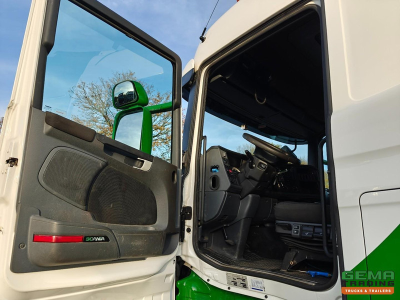 Tracteur routier Scania R490 6x2/4 Highline Euro6A - Retarder - NaafReductie - Dubbele Tanks - StandAirco - SMARTTacho v2: photos 11 Tracteur routier Scania R490 6x2/4 Highline Euro6A - Retarder - NaafReductie - Dubbele Tanks - StandAirco - SMARTTacho v2: photos 11