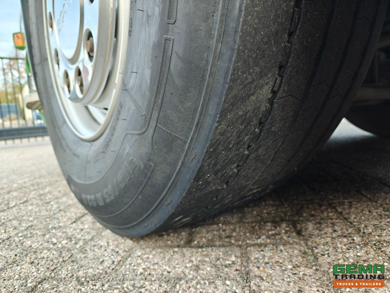 Tracteur routier Scania R490 6x2/4 Highline Euro6A - Retarder - NaafReductie - Dubbele Tanks - StandAirco - SMARTTacho v2: photos 20 Tracteur routier Scania R490 6x2/4 Highline Euro6A - Retarder - NaafReductie - Dubbele Tanks - StandAirco - SMARTTacho v2: photos 20