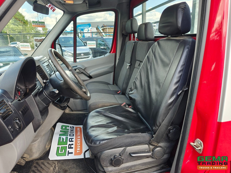 Volkswagen Crafter 2.0 TDI Euro5M - Open Laadbak 2.2m - Handgeschakeld - Trekhaak - 01/2026 APK - Utilitaire plateau: photos 5 Volkswagen Crafter 2.0 TDI Euro5M - Open Laadbak 2.2m - Handgeschakeld - Trekhaak - 01/2026 APK - Utilitaire plateau: photos 5