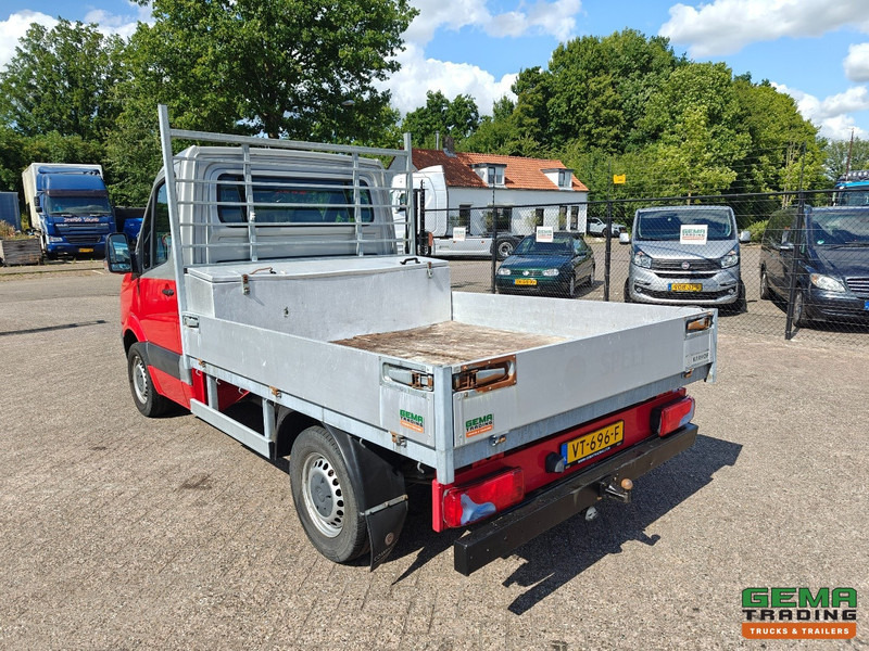 Volkswagen Crafter 2.0 TDI Euro5M - Open Laadbak 2.2m - Handgeschakeld - Trekhaak - 01/2026 APK - Utilitaire plateau: photos 4 Volkswagen Crafter 2.0 TDI Euro5M - Open Laadbak 2.2m - Handgeschakeld - Trekhaak - 01/2026 APK - Utilitaire plateau: photos 4