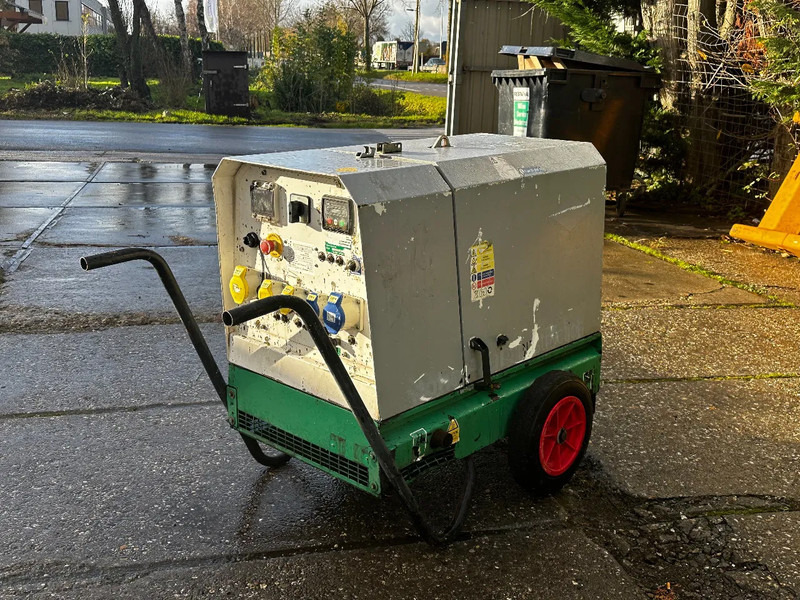 Harrington HRD060D 6 KVA GENERATOR 110V+230V - Groupe électrogène: photos 3 Harrington HRD060D 6 KVA GENERATOR 110V+230V - Groupe électrogène: photos 3