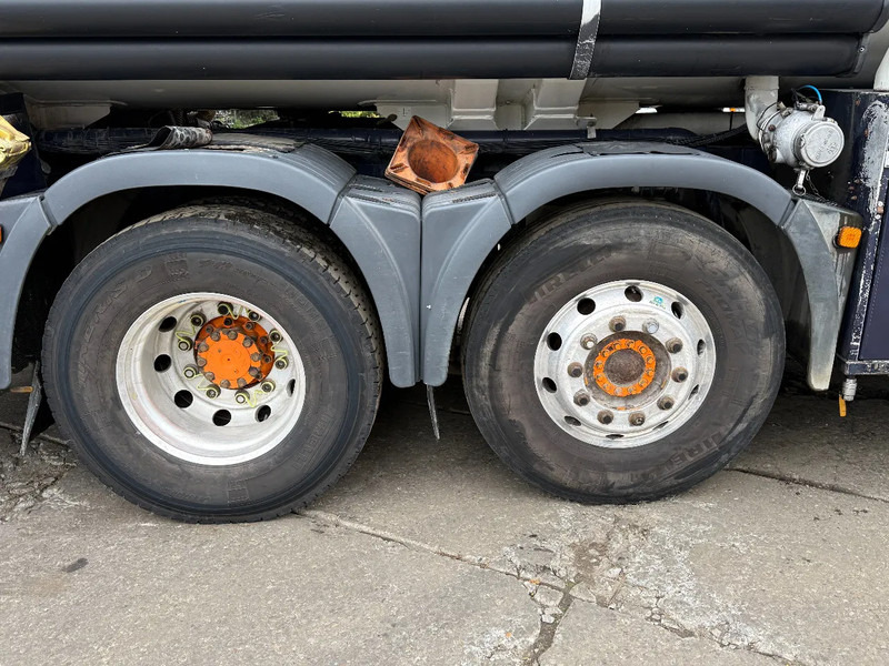 MAN TGA 26.430 6X2 Fuel Tank 21.000L 3 Comp + 2 Pump D20 Engine - Camion citerne: photos 5 MAN TGA 26.430 6X2 Fuel Tank 21.000L 3 Comp + 2 Pump D20 Engine - Camion citerne: photos 5